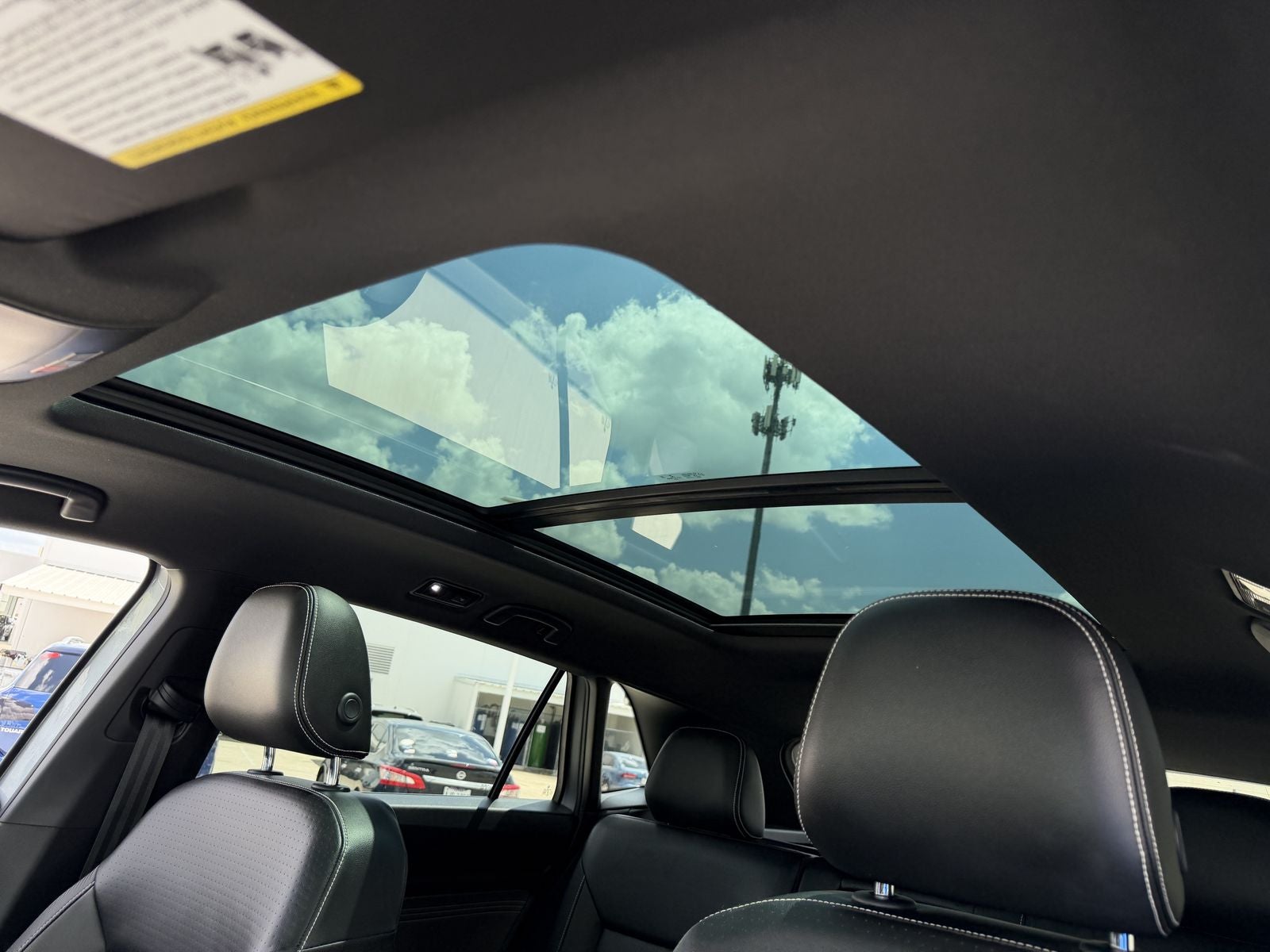 2022 Volkswagen Atlas Cross Sport 3.6L V6 SEL R-Line