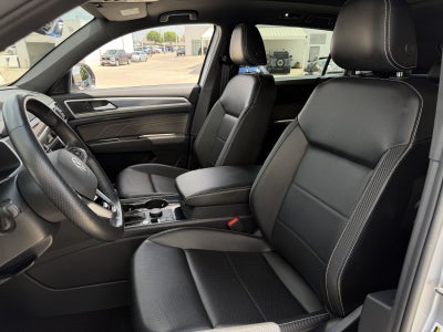 2022 Volkswagen Atlas Cross Sport 3.6L V6 SEL R-Line