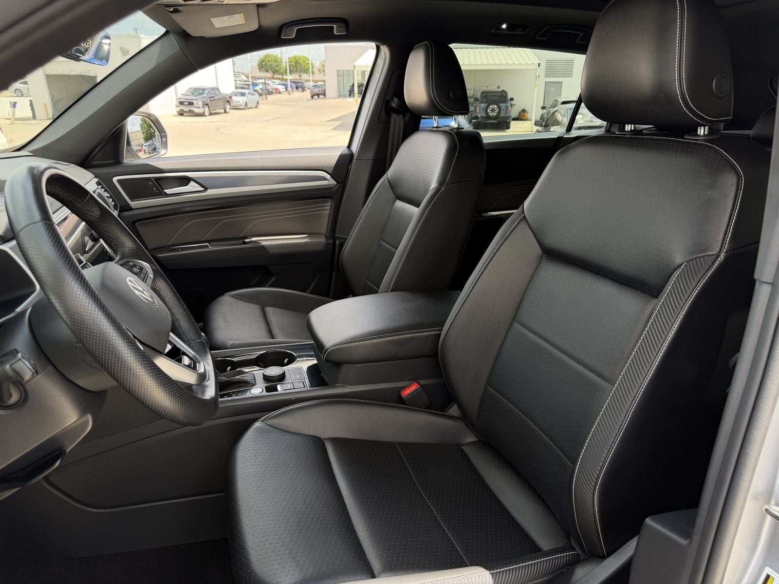 2022 Volkswagen Atlas Cross Sport 3.6L V6 SEL R-Line