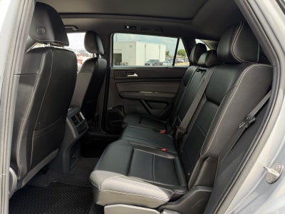 2022 Volkswagen Atlas Cross Sport 3.6L V6 SEL R-Line