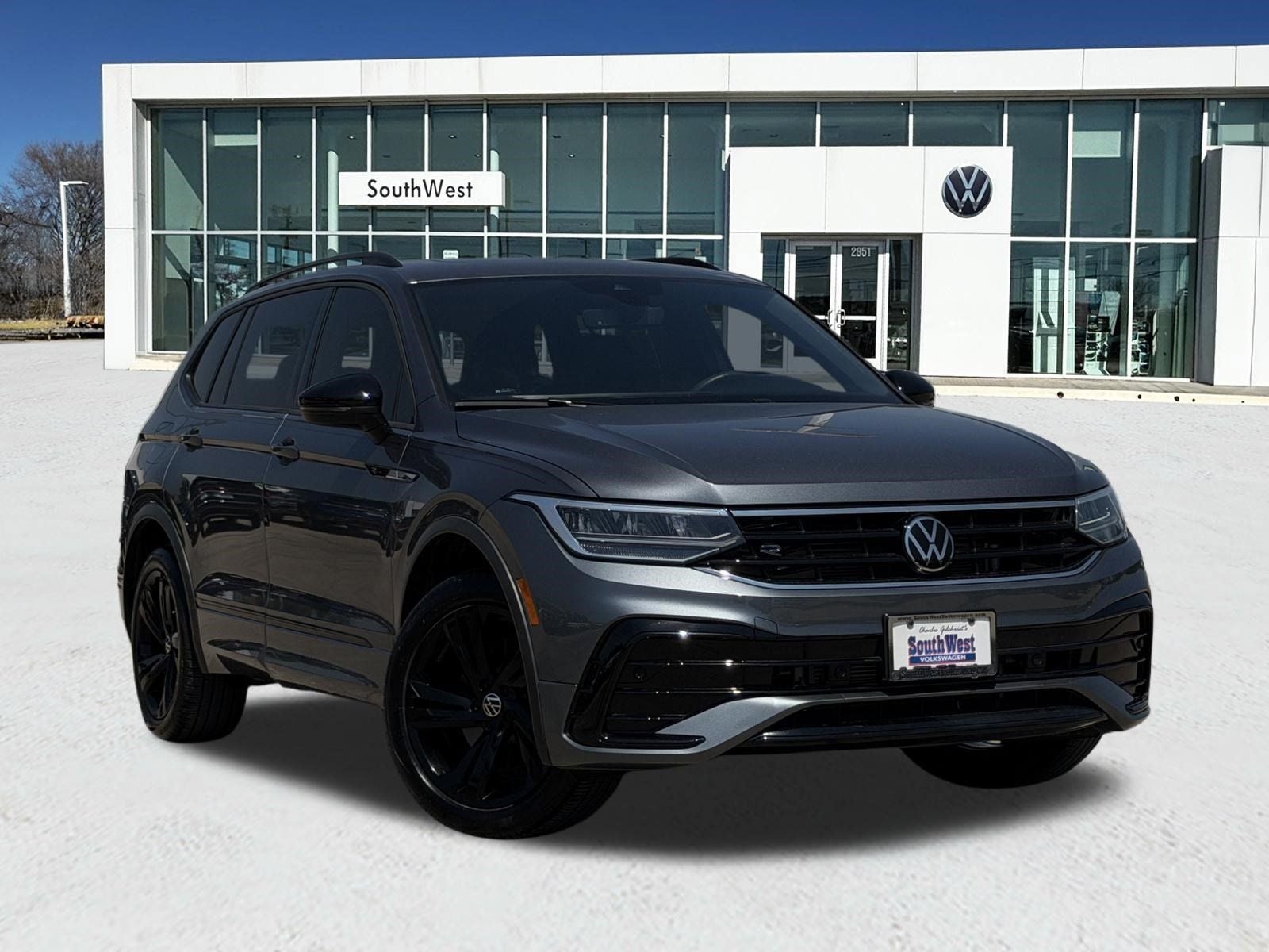 2024 Volkswagen Tiguan 2.0T SE R-Line Black