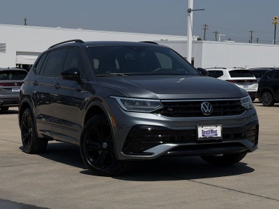 2024 Volkswagen Tiguan 2.0T SE R-Line Black