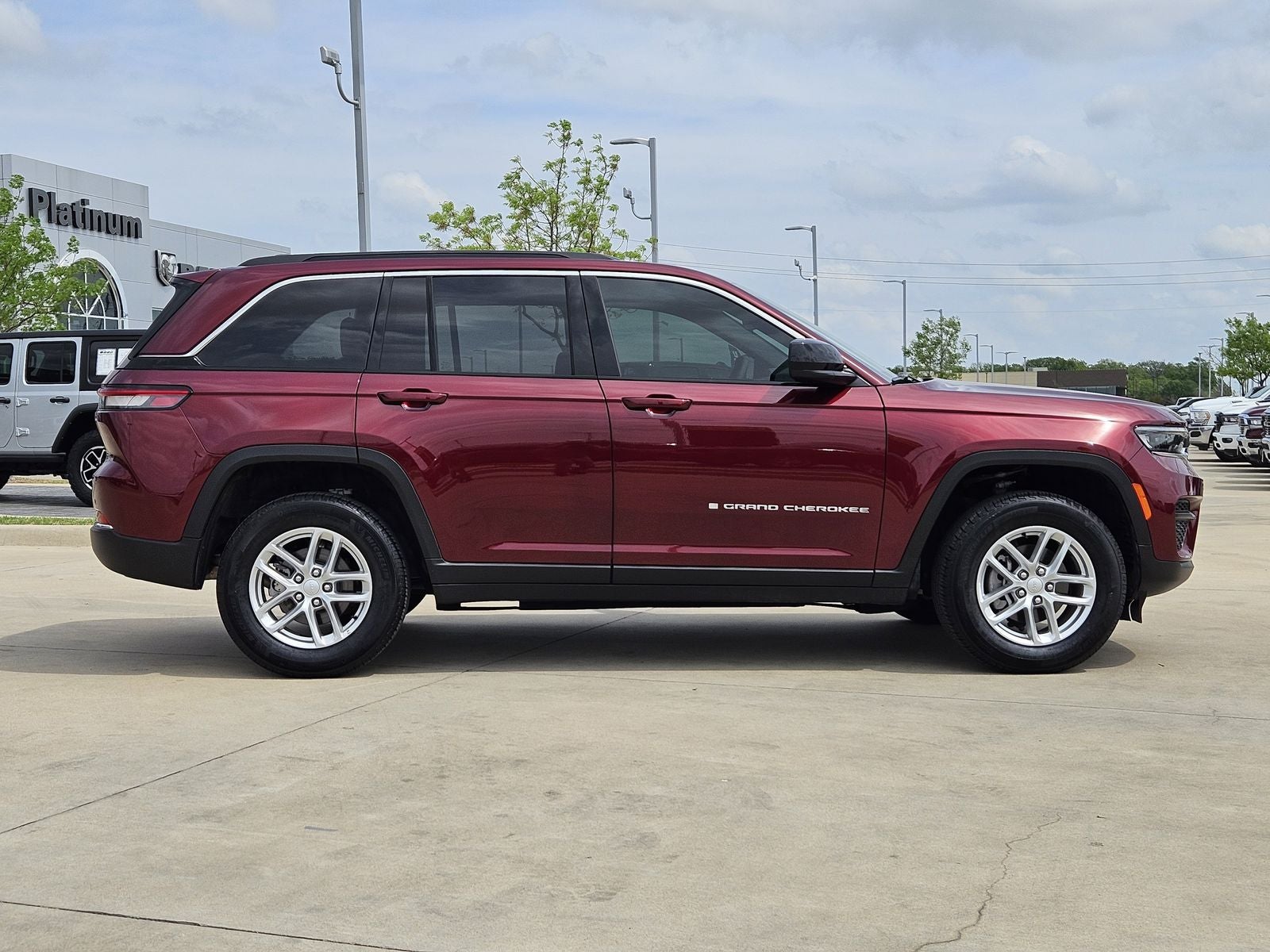 2025 Jeep Grand Cherokee Laredo X