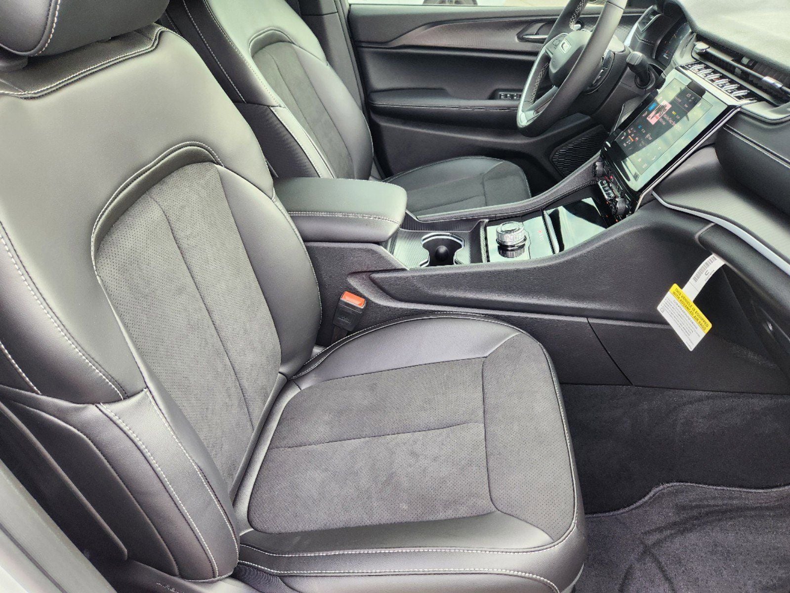 2025 Jeep Grand Cherokee GRAND CHEROKEE ALTITUDE X 4X2