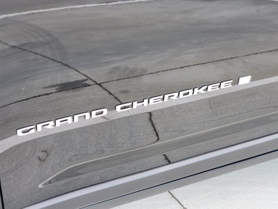 2027 Jeep Grand Cherokee GRAND CHEROKEE LAREDO X 4X2