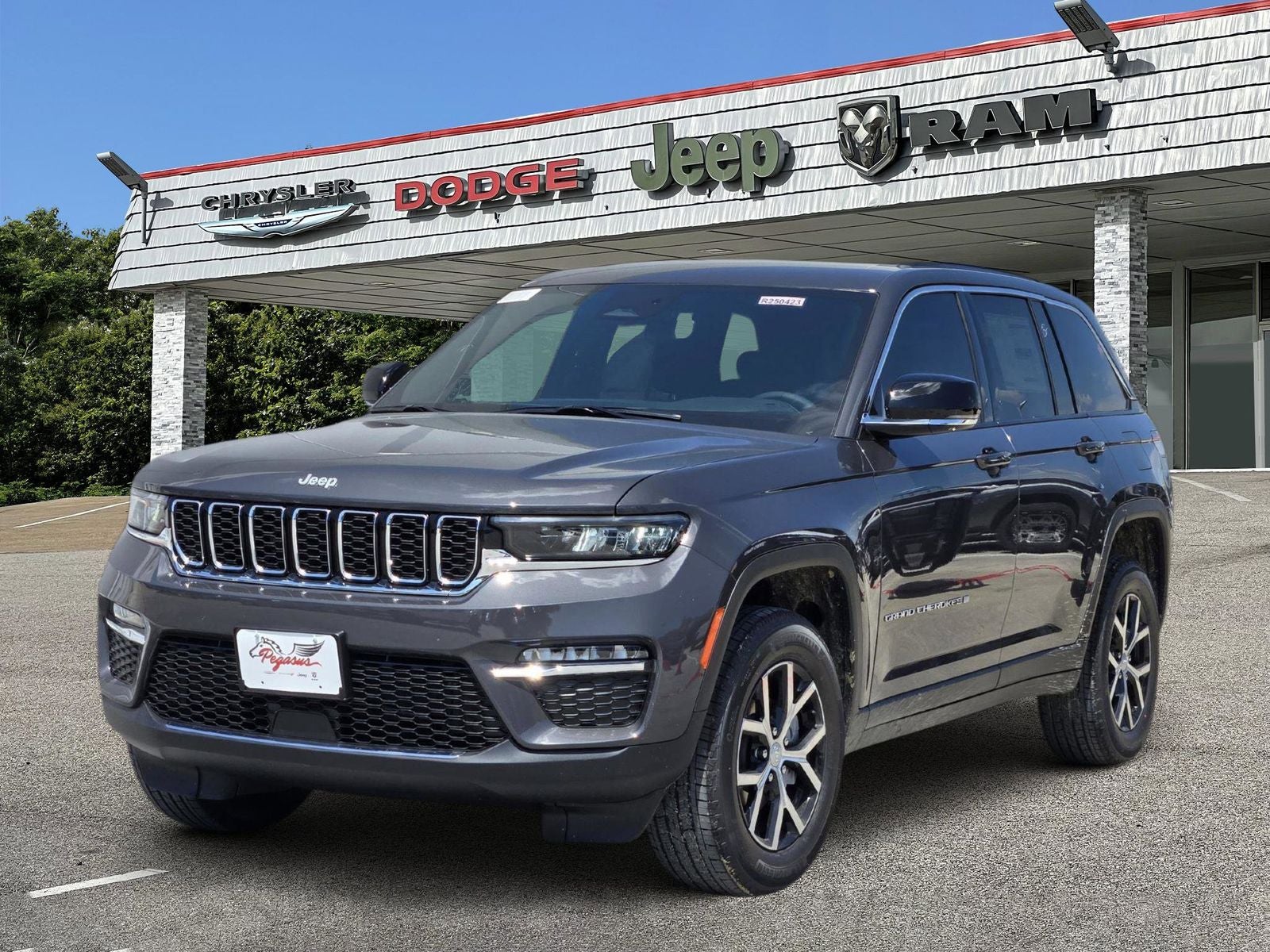 2025 Jeep Grand Cherokee GRAND CHEROKEE LIMITED 4X2