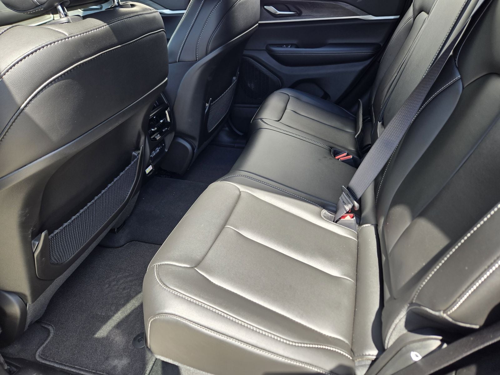 2025 Jeep Grand Cherokee GRAND CHEROKEE LIMITED 4X2