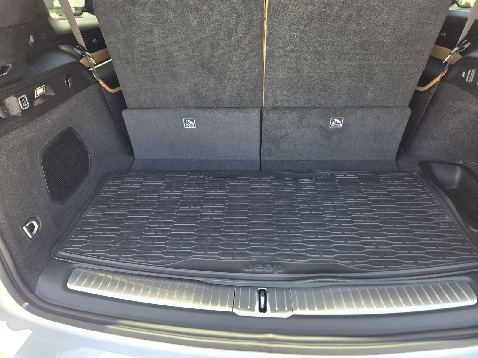 2025 Jeep Grand Cherokee L GRAND CHEROKEE L SUMMIT 4X4