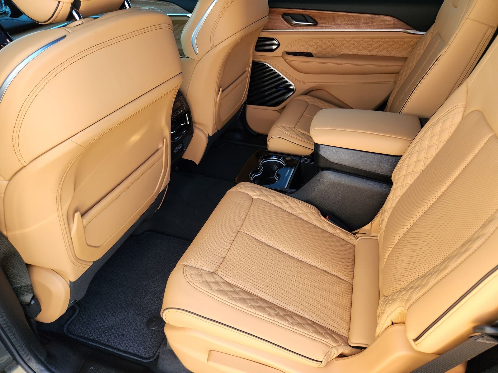 2025 Jeep Grand Cherokee L GRAND CHEROKEE L SUMMIT RESERVE 4X4