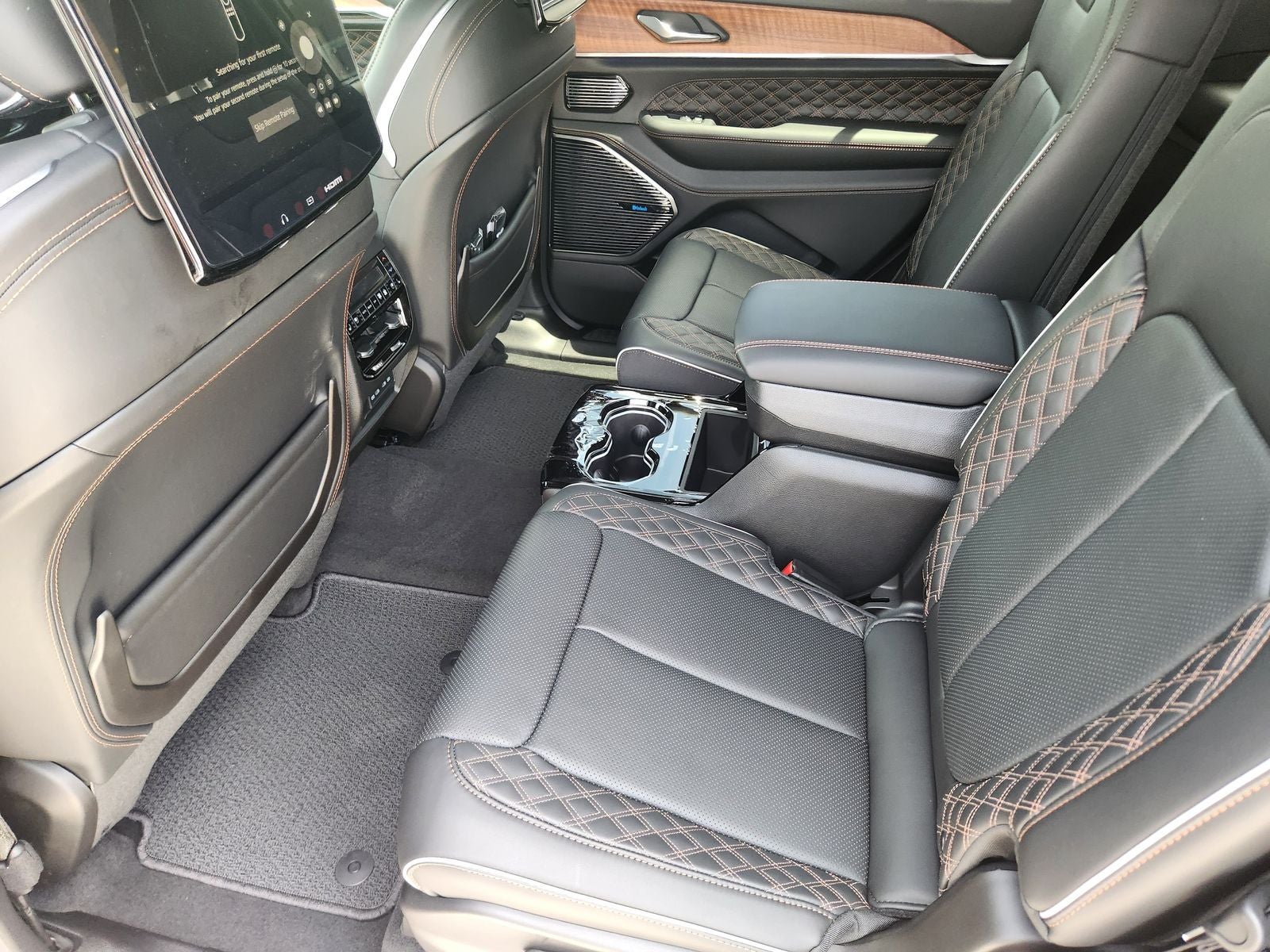 2026 Jeep Grand Cherokee L GRAND CHEROKEE L SUMMIT 4X4