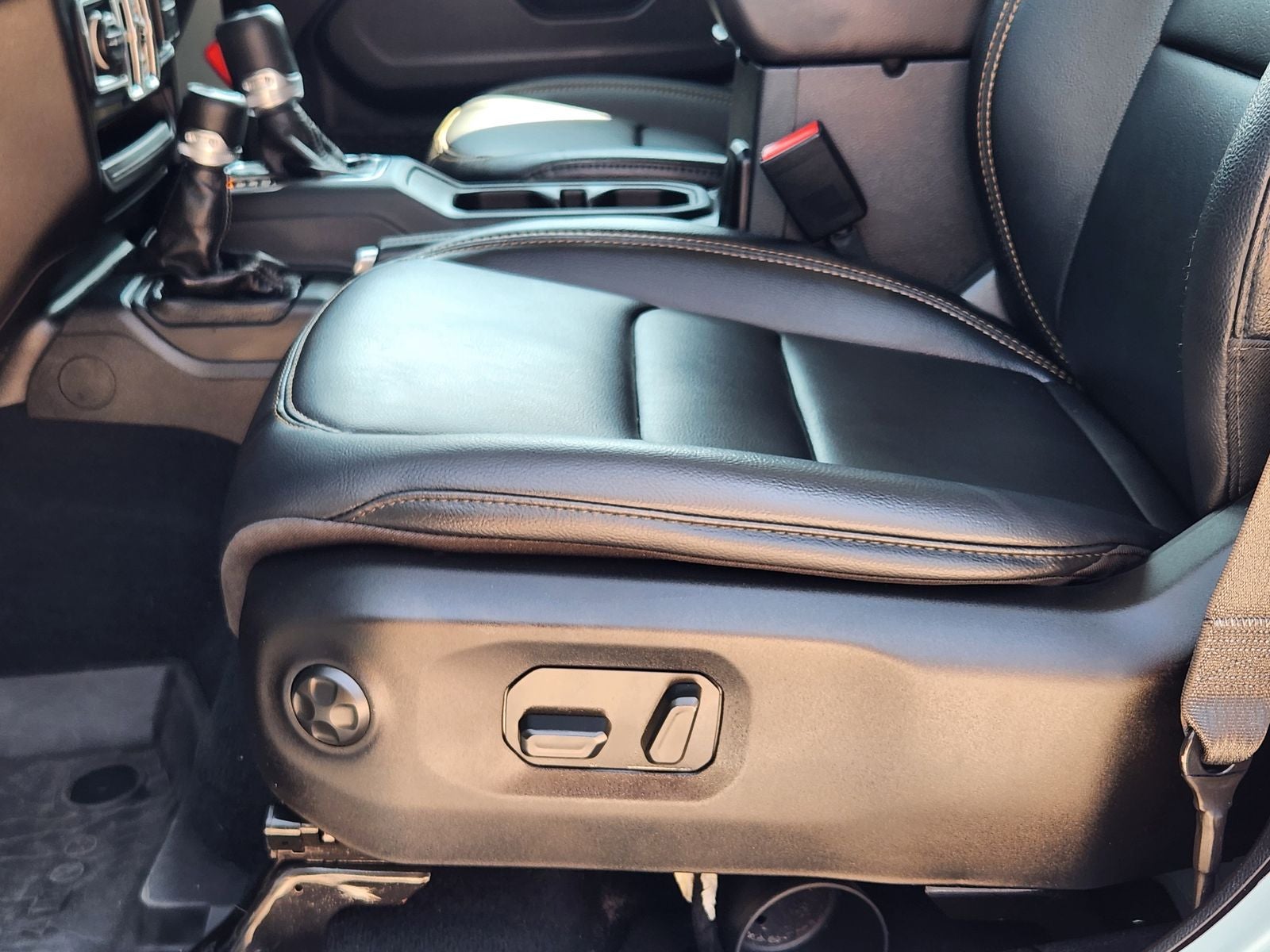 2024 Jeep Wrangler 4xe Sahara 4xe