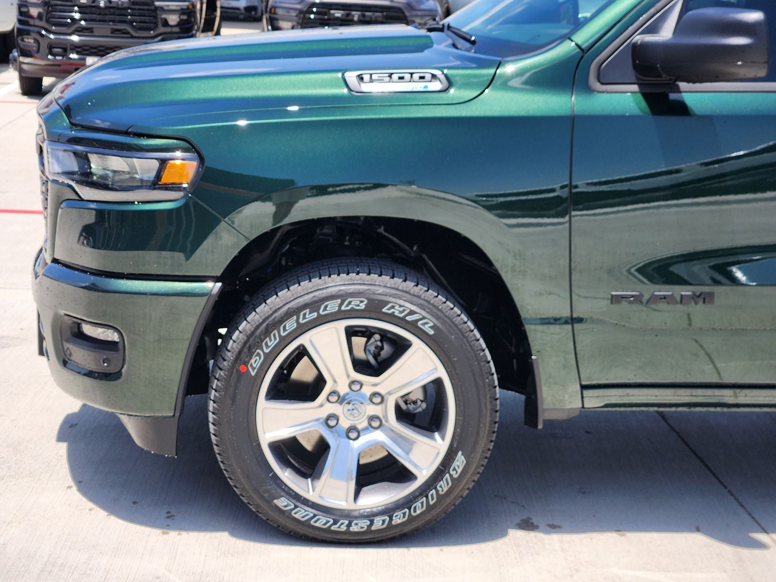 2026 RAM Ram 1500 RAM 1500 EXPRESS CREW CAB 4X2 5'7' BOX