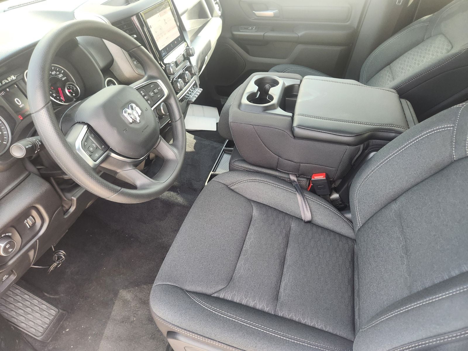 2026 RAM Ram 1500 RAM 1500 EXPRESS CREW CAB 4X2 5'7' BOX