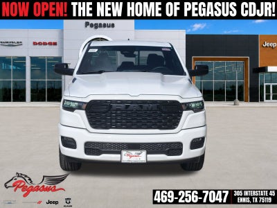 2026 RAM Ram 1500 RAM 1500 EXPRESS CREW CAB 4X2 5'7' BOX