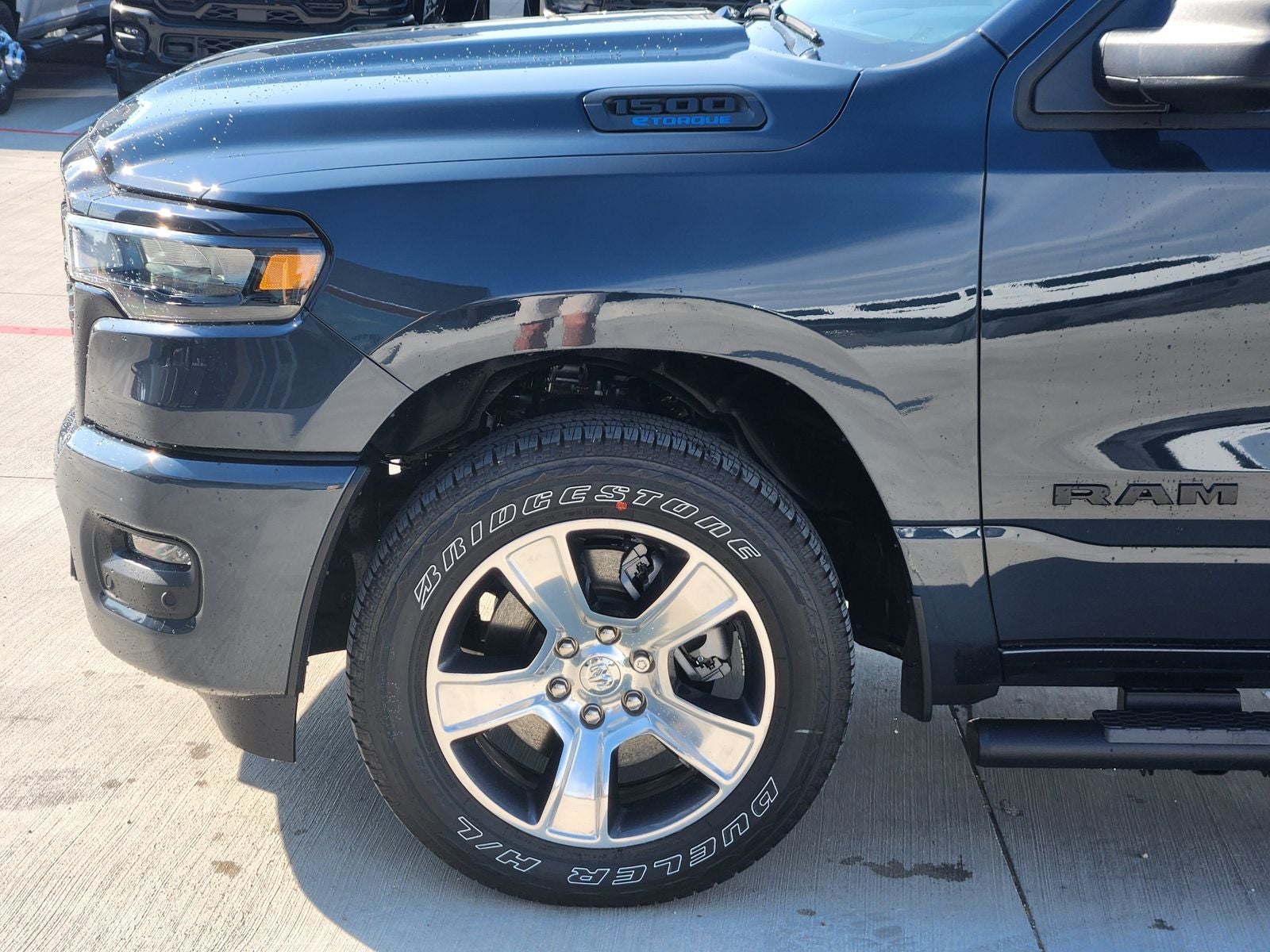 2026 RAM Ram 1500 RAM 1500 EXPRESS CREW CAB 4X2 5'7' BOX