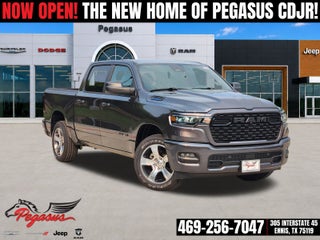 2026 RAM Ram 1500 RAM 1500 EXPRESS CREW CAB 4X2 5'7' BOX
