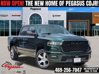 2026 RAM Ram 1500 RAM 1500 EXPRESS CREW CAB 4X2 5'7' BOX