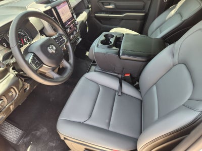 2026 RAM Ram 1500 RAM 1500 TRADESMAN QUAD CAB 4X2 6'4' BOX