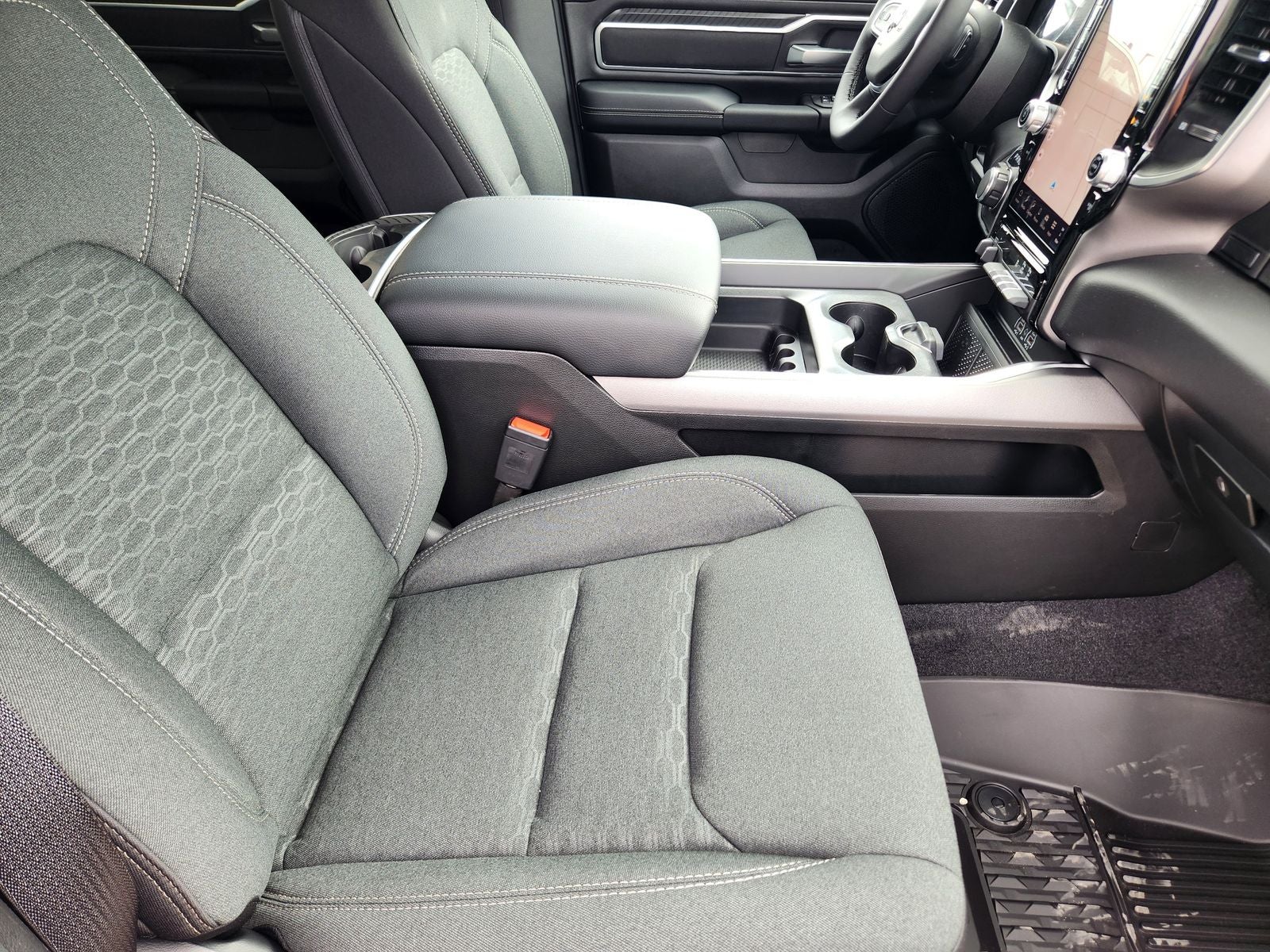 2026 RAM Ram 1500 RAM 1500 LONE STAR CREW CAB 4X4 5'7' BOX