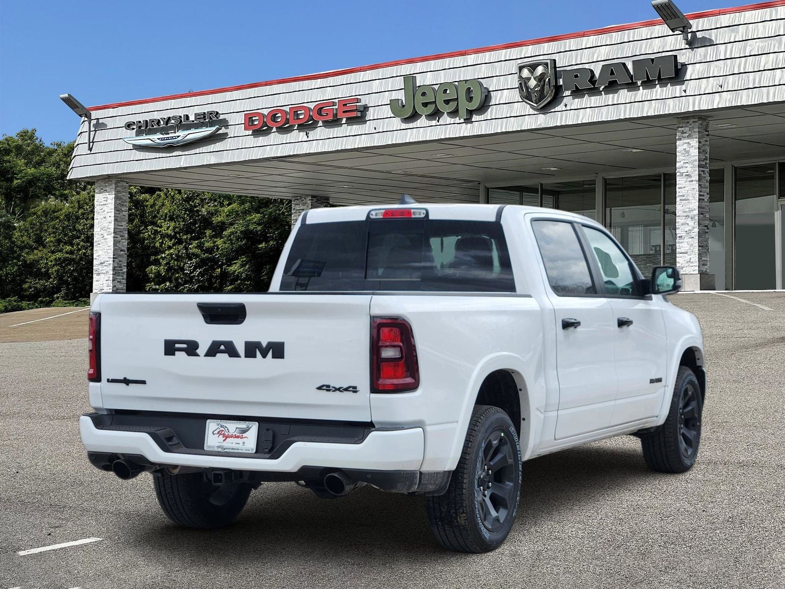 2026 RAM Ram 1500 RAM 1500 LONE STAR CREW CAB 4X4 5'7' BOX