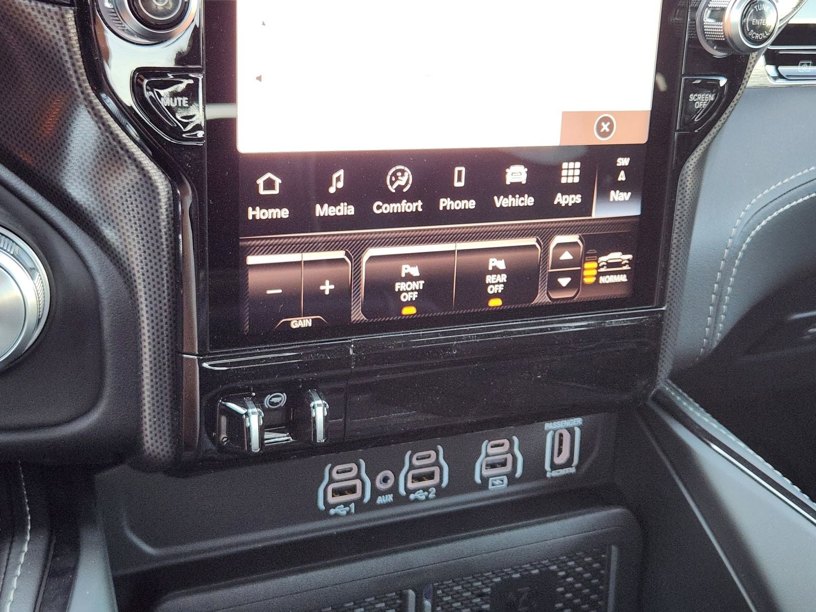 2026 RAM Ram 1500 RAM 1500 LIMITED CREW CAB 4X4 5'7' BOX