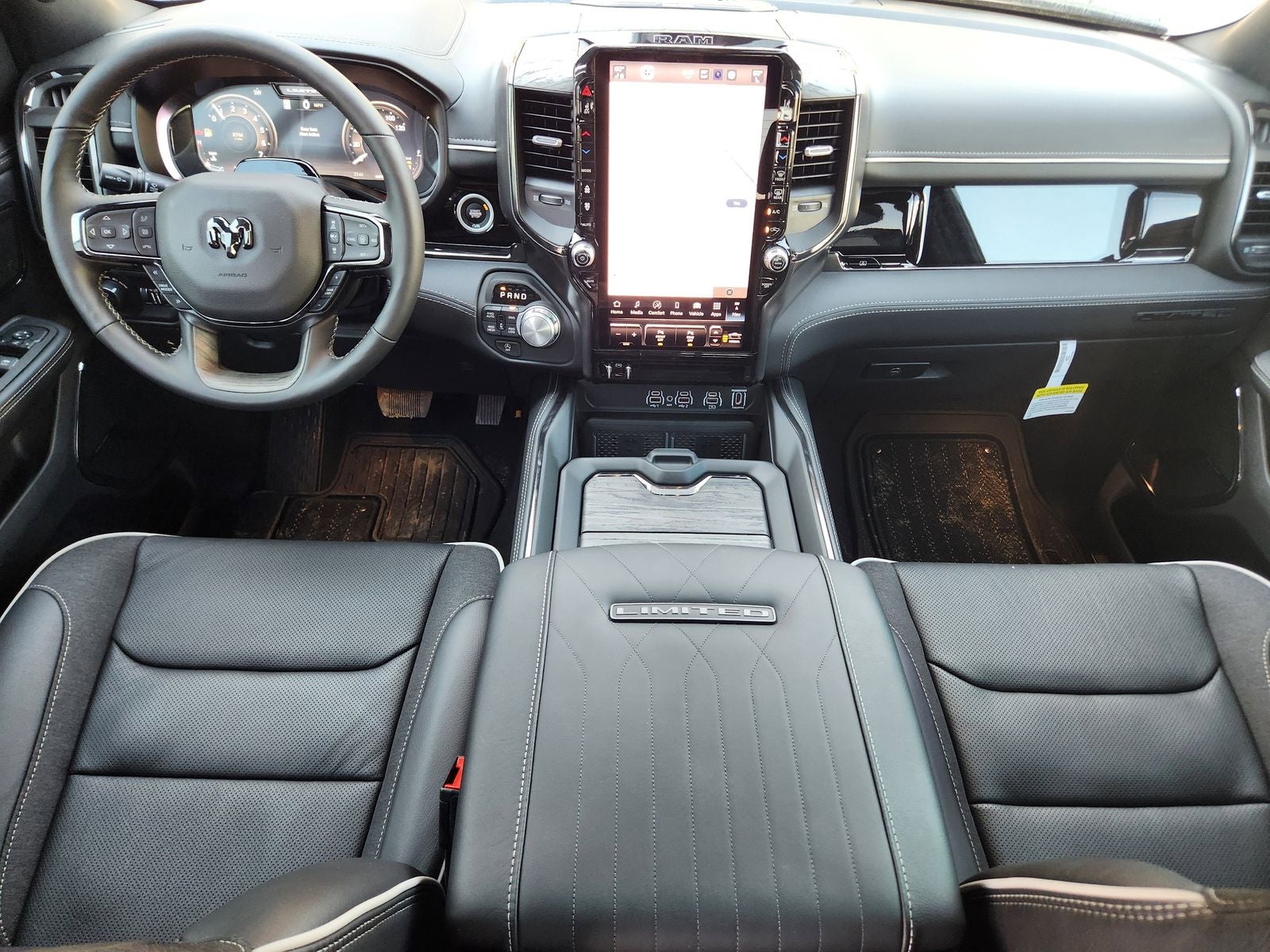 2026 RAM Ram 1500 RAM 1500 LIMITED CREW CAB 4X4 5'7' BOX