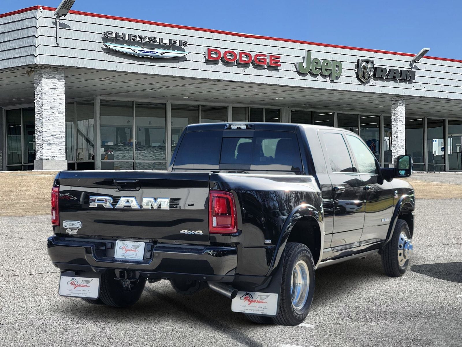 2026 RAM Ram 1500 RAM 1500 LIMITED LONGHORN CREW CAB 4X4 5'7' BOX