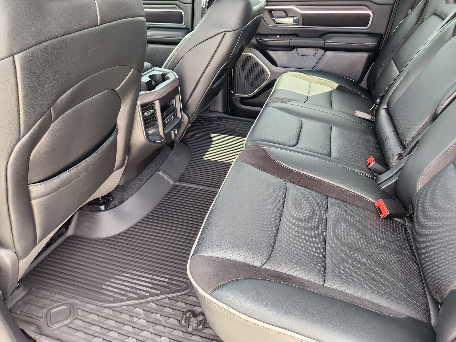 2027 RAM Ram 1500 RAM 1500 LARAMIE CREW CAB 4X4 5'7' BOX