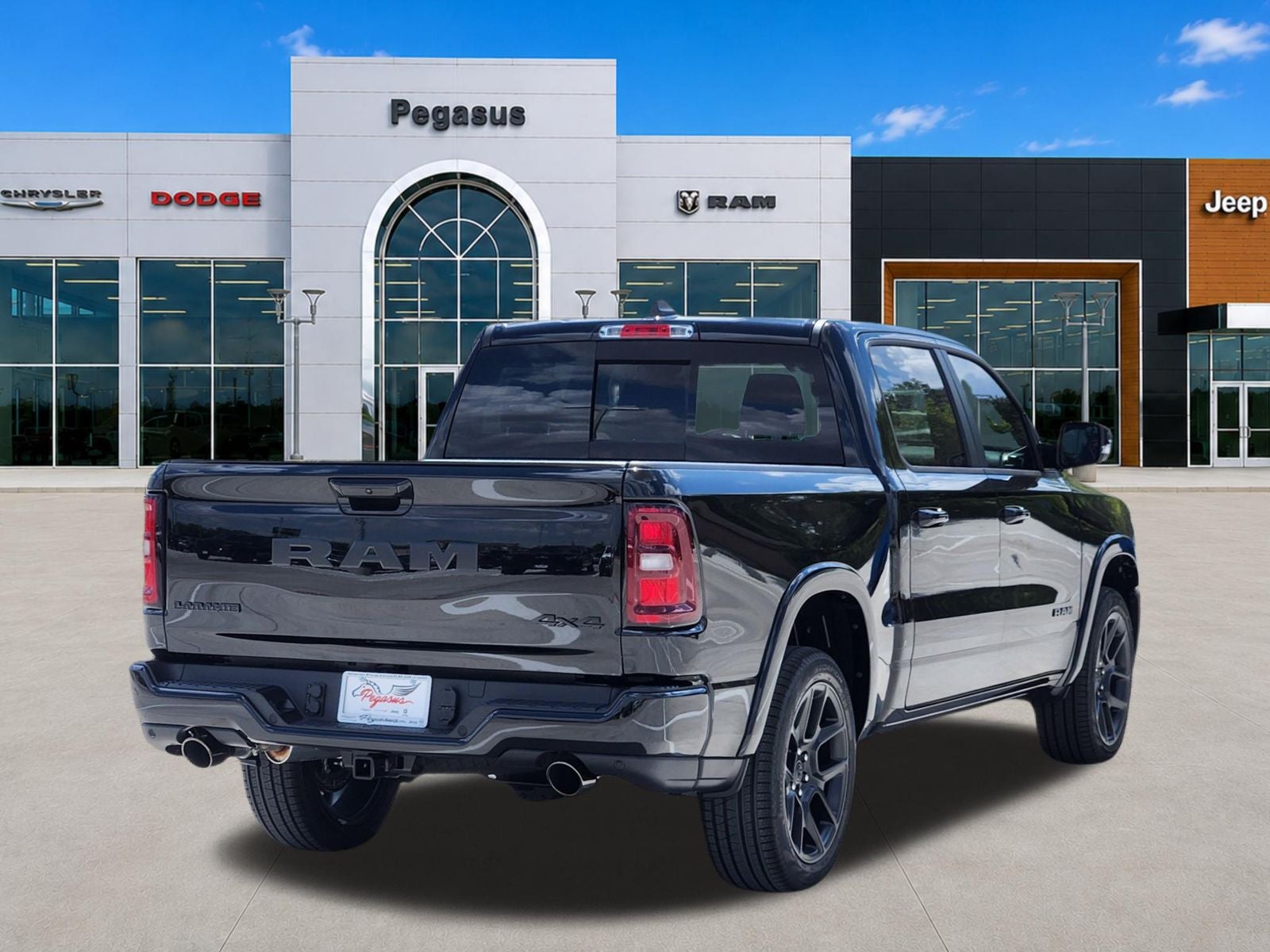 2027 RAM Ram 1500 RAM 1500 LARAMIE CREW CAB 4X4 5'7' BOX
