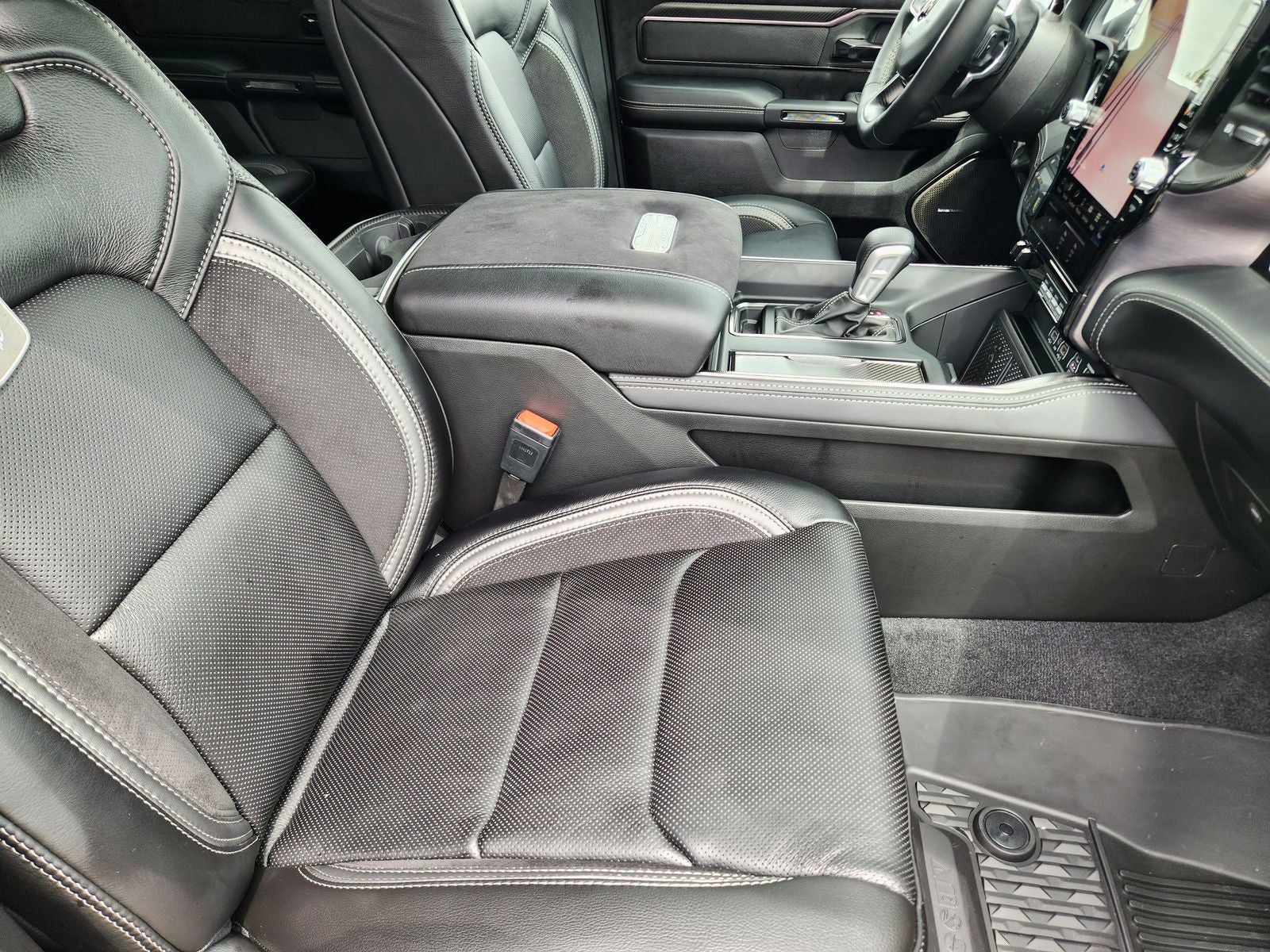 2025 RAM Ram 1500 RAM 1500 RHO CREW CAB 4X4 5'7' BOX