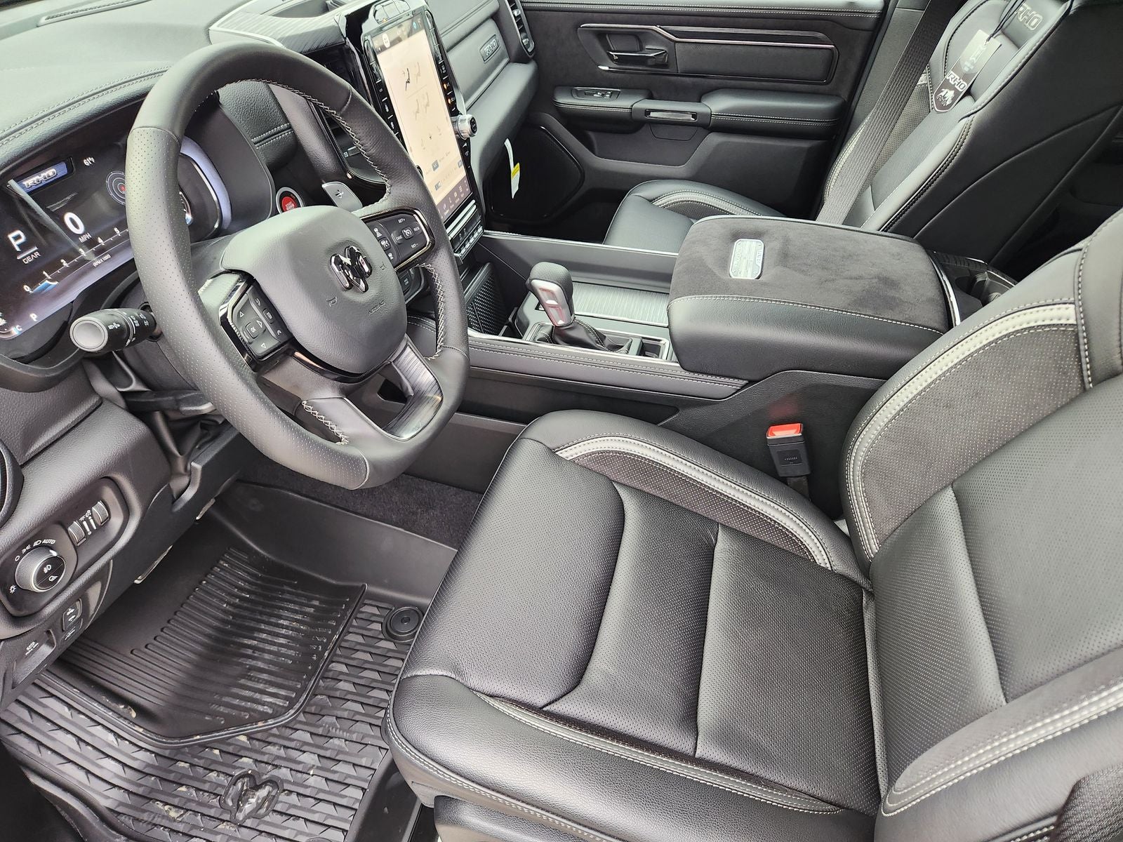 2026 RAM Ram 1500 RAM 1500 RHO CREW CAB 4X4 5'7' BOX