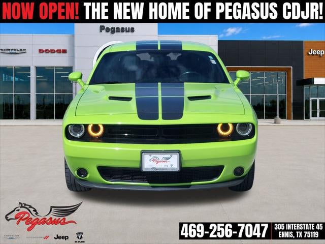 2023 Dodge Challenger SXT