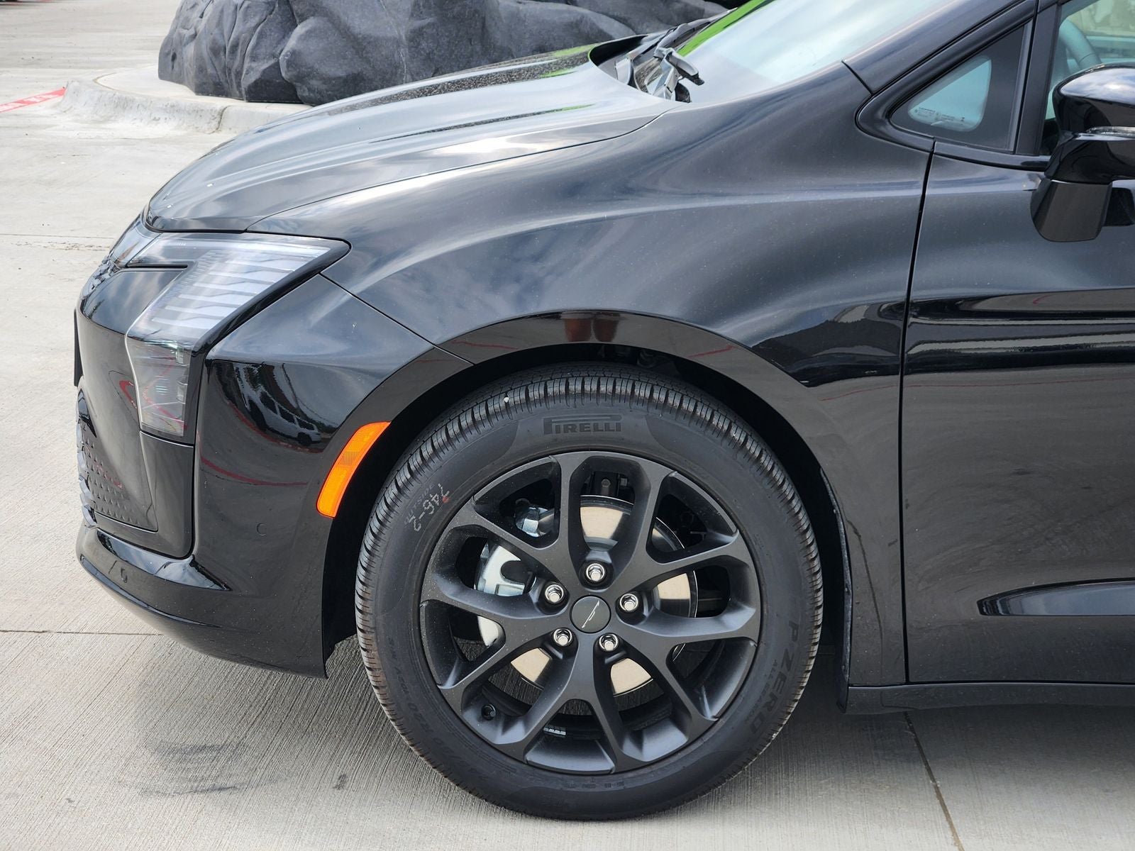 2027 Chrysler Pacifica PACIFICA LIMITED