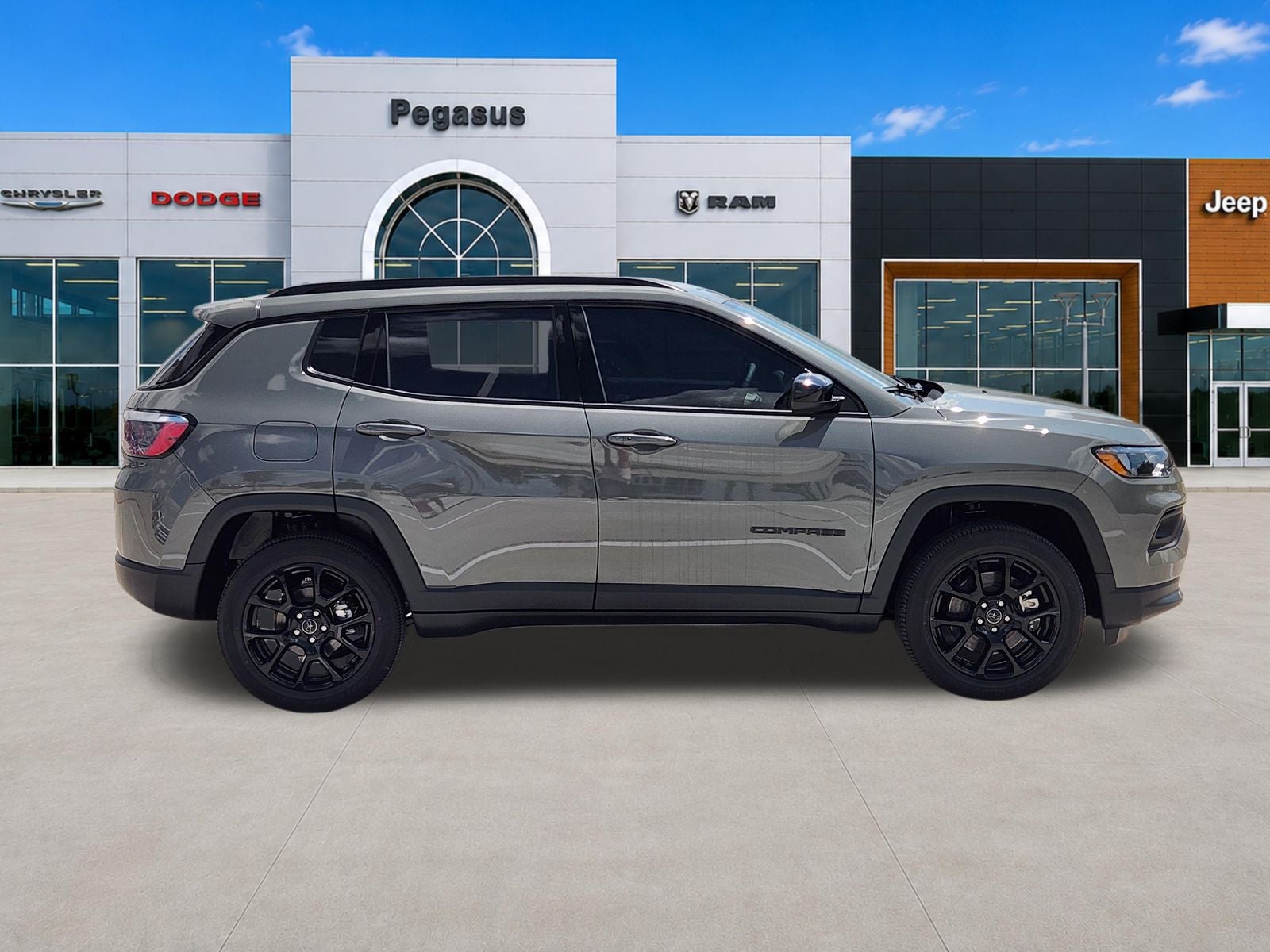 2026 Jeep Compass Latitude Altitude