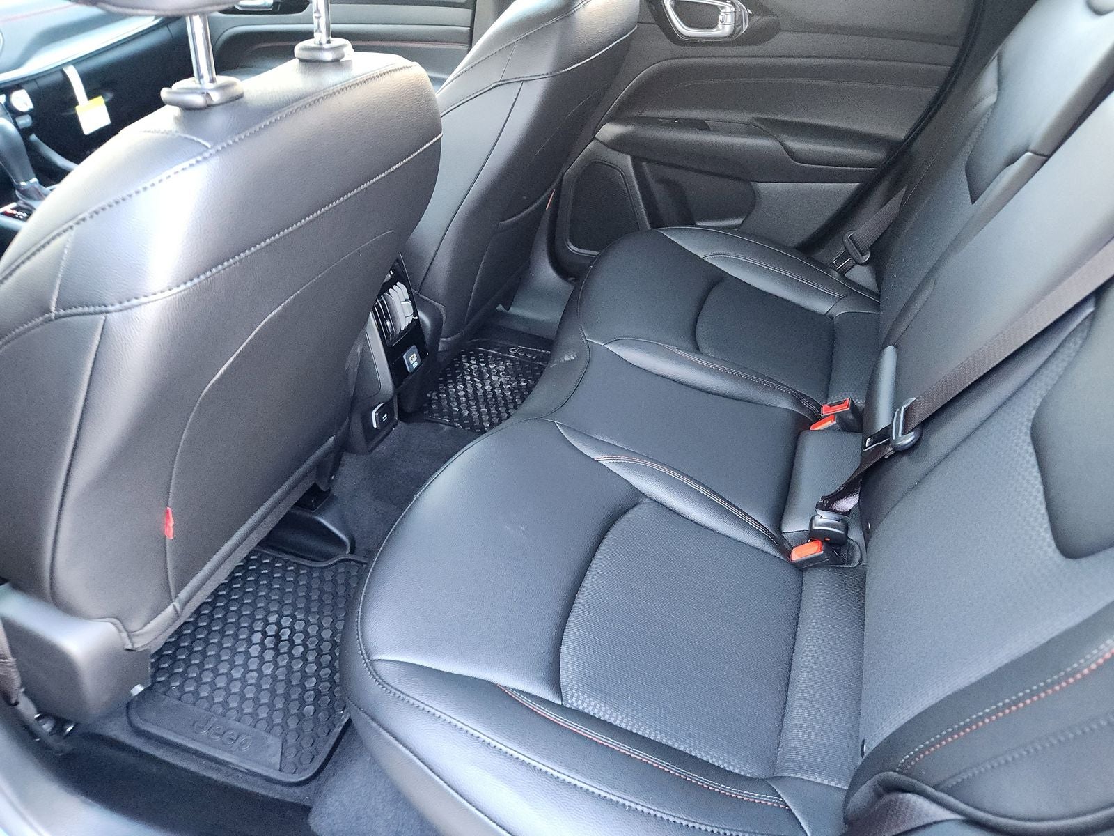 2025 Jeep Compass COMPASS TRAILHAWK 4X4