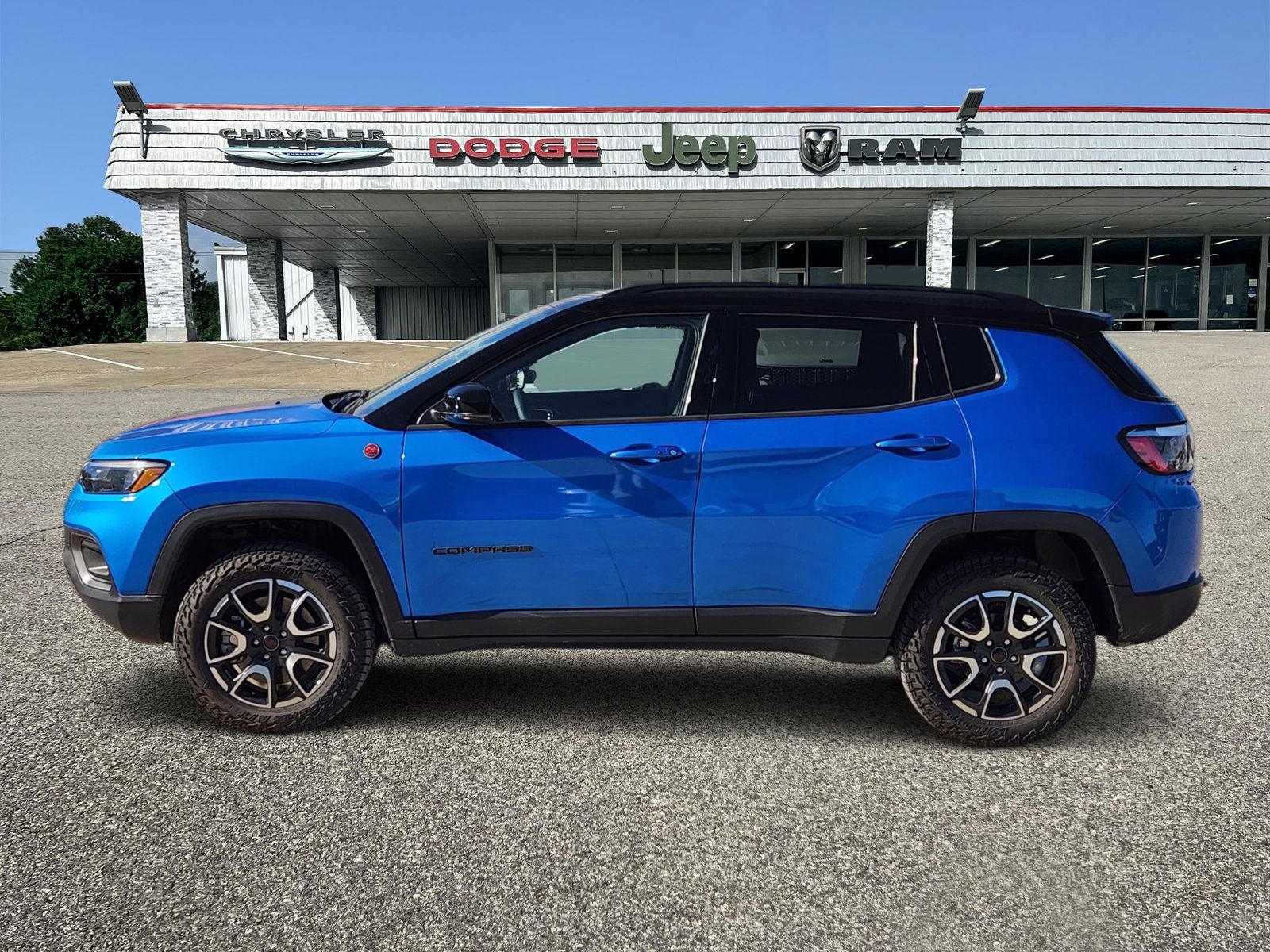2025 Jeep Compass COMPASS TRAILHAWK 4X4
