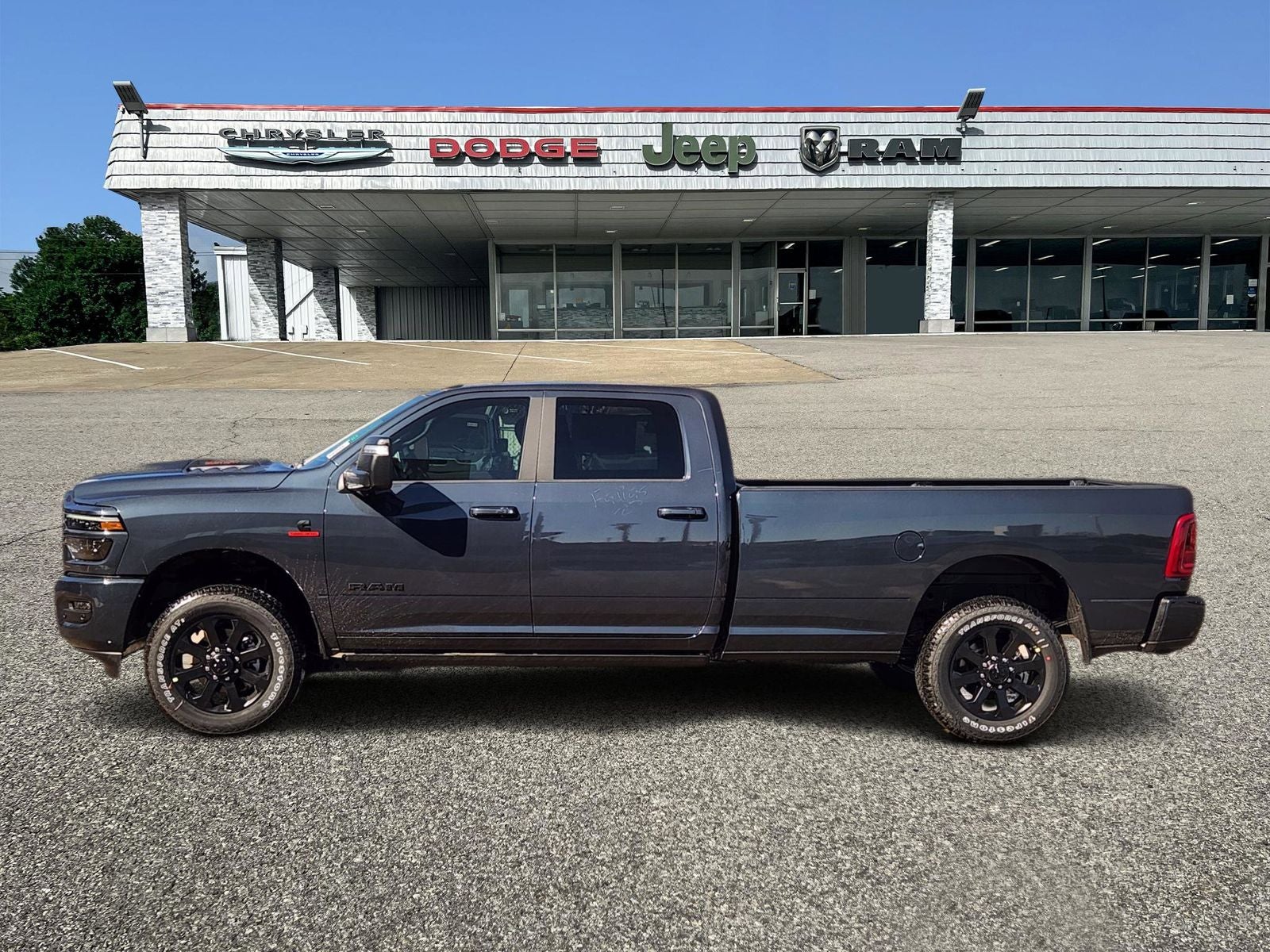 2026 RAM Ram 3500 RAM 3500 LARAMIE CREW CAB 4X4 8' BOX