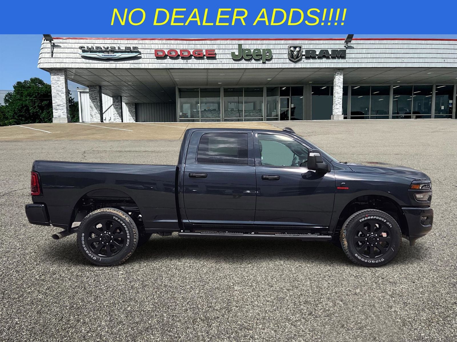 2026 RAM Ram 2500 RAM 2500 BLACK EXPRESS CREW CAB 4X4 6'4' BOX