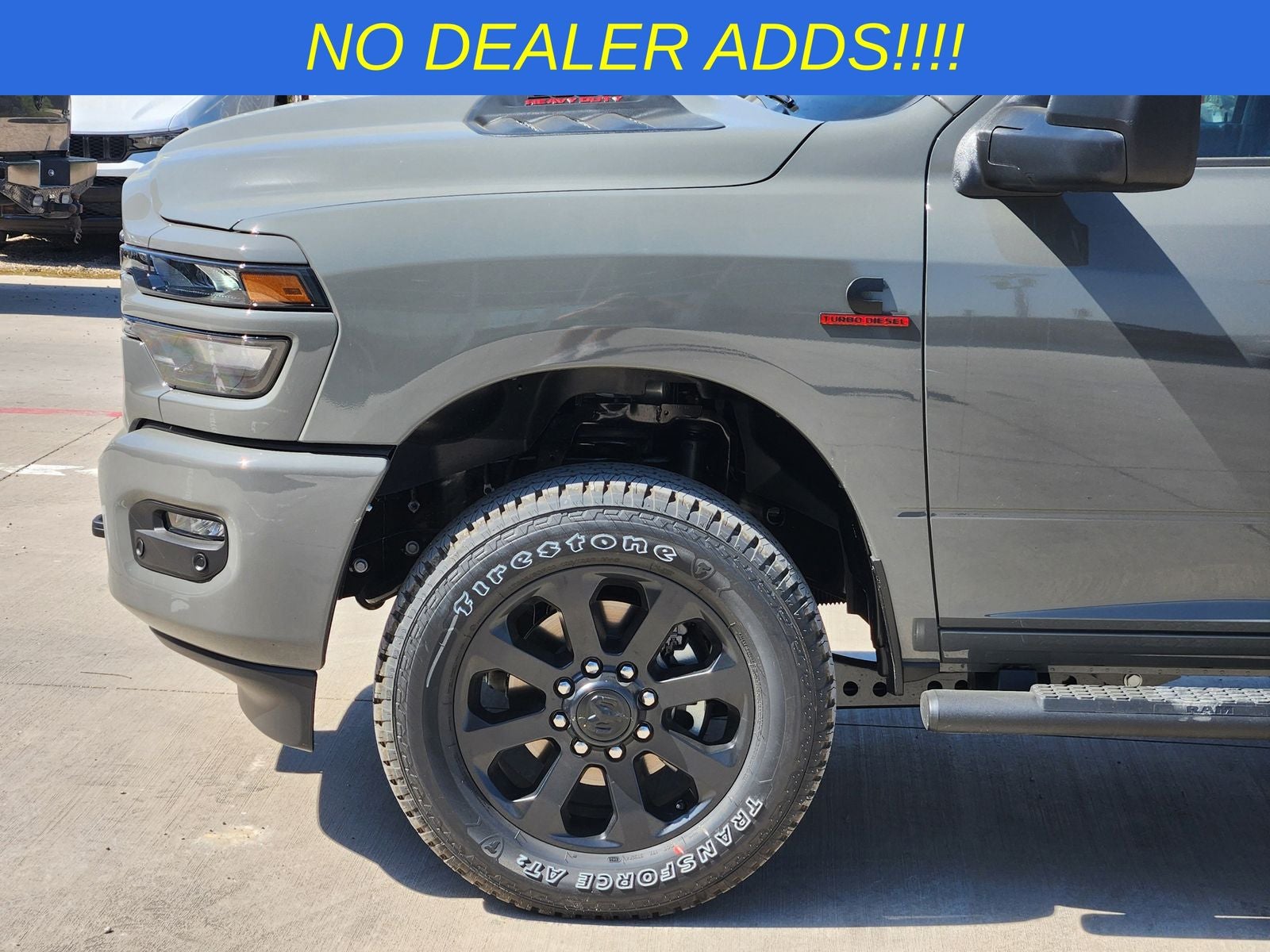 2026 RAM Ram 2500 RAM 2500 BLACK EXPRESS CREW CAB 4X4 6'4' BOX