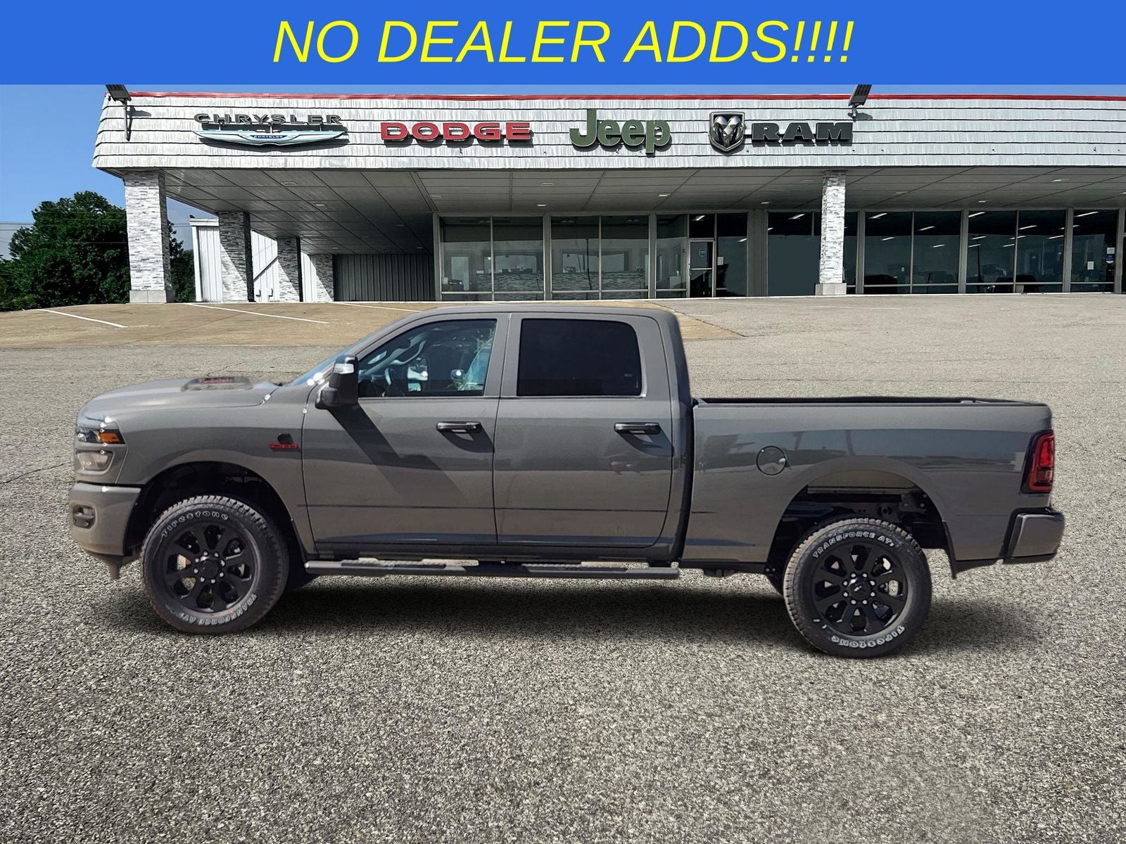 2026 RAM Ram 2500 RAM 2500 BLACK EXPRESS CREW CAB 4X4 6'4' BOX