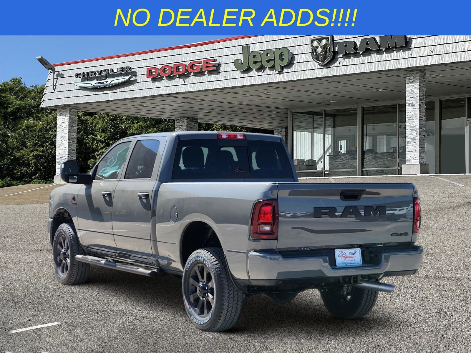 2026 RAM Ram 2500 RAM 2500 BLACK EXPRESS CREW CAB 4X4 6'4' BOX