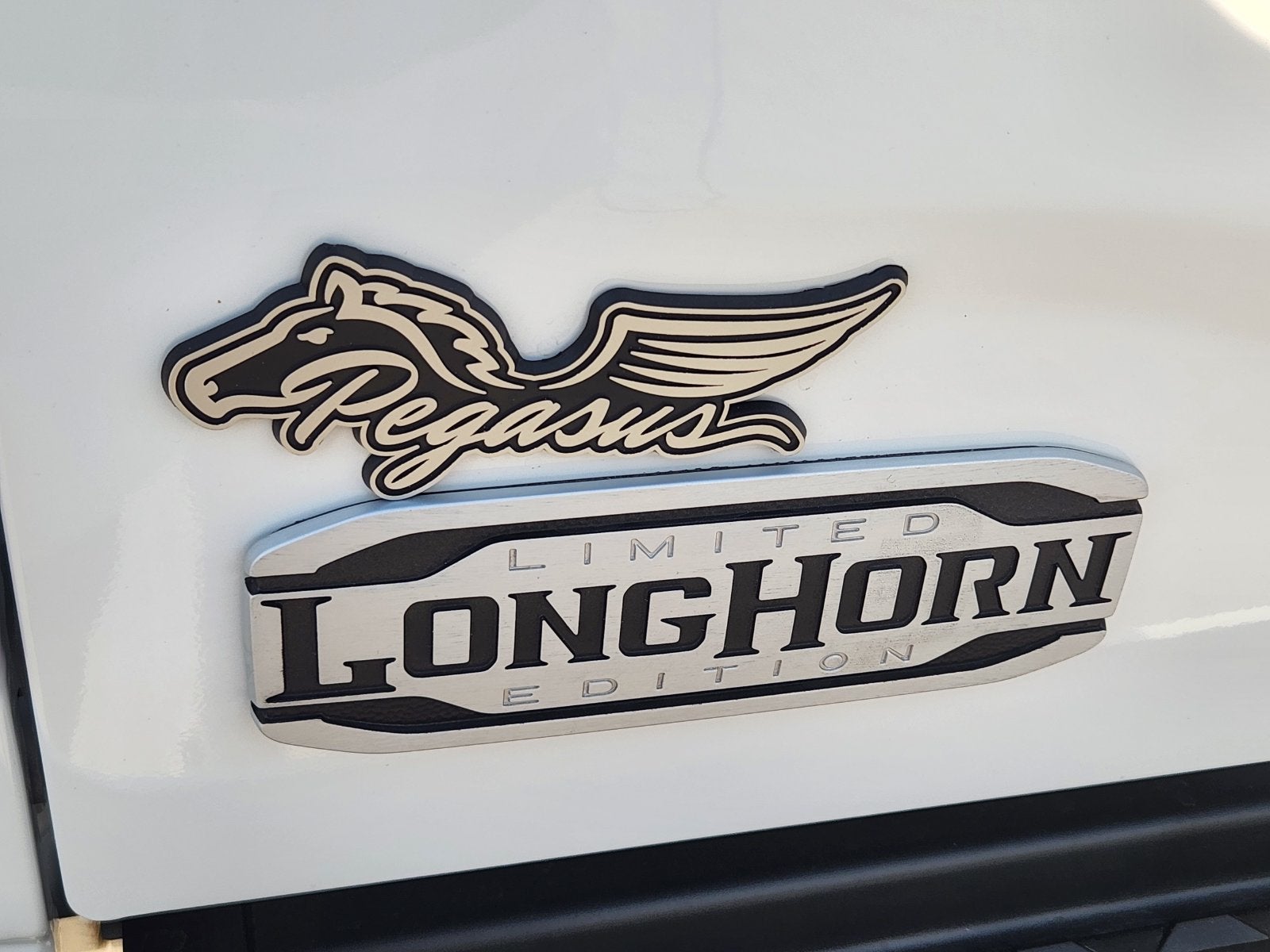 2027 RAM Ram 2500 RAM 2500 LIMITED LONGHORN MEGA CAB 4X4 6'4' BOX