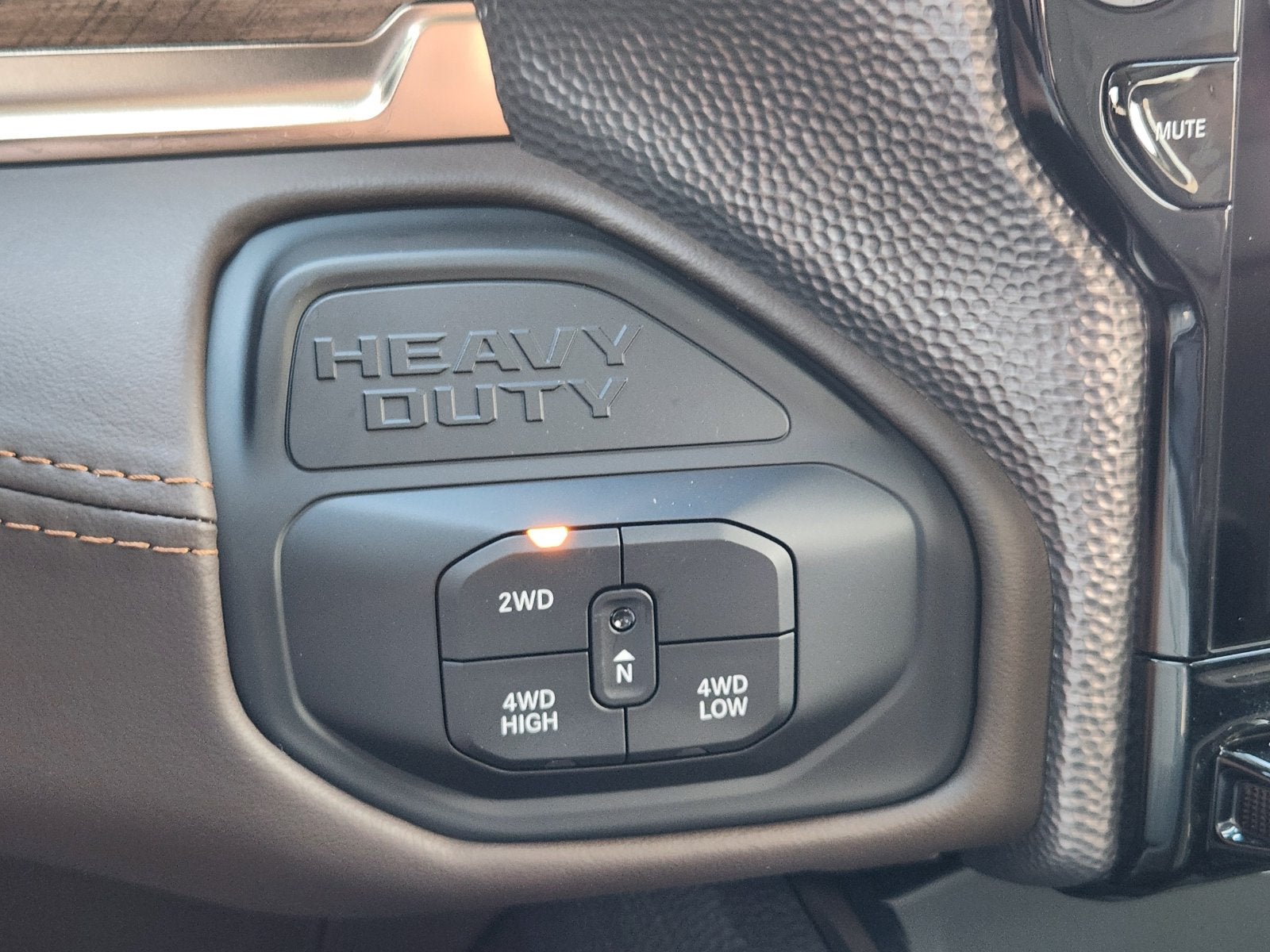 2027 RAM Ram 2500 RAM 2500 LIMITED LONGHORN MEGA CAB 4X4 6'4' BOX