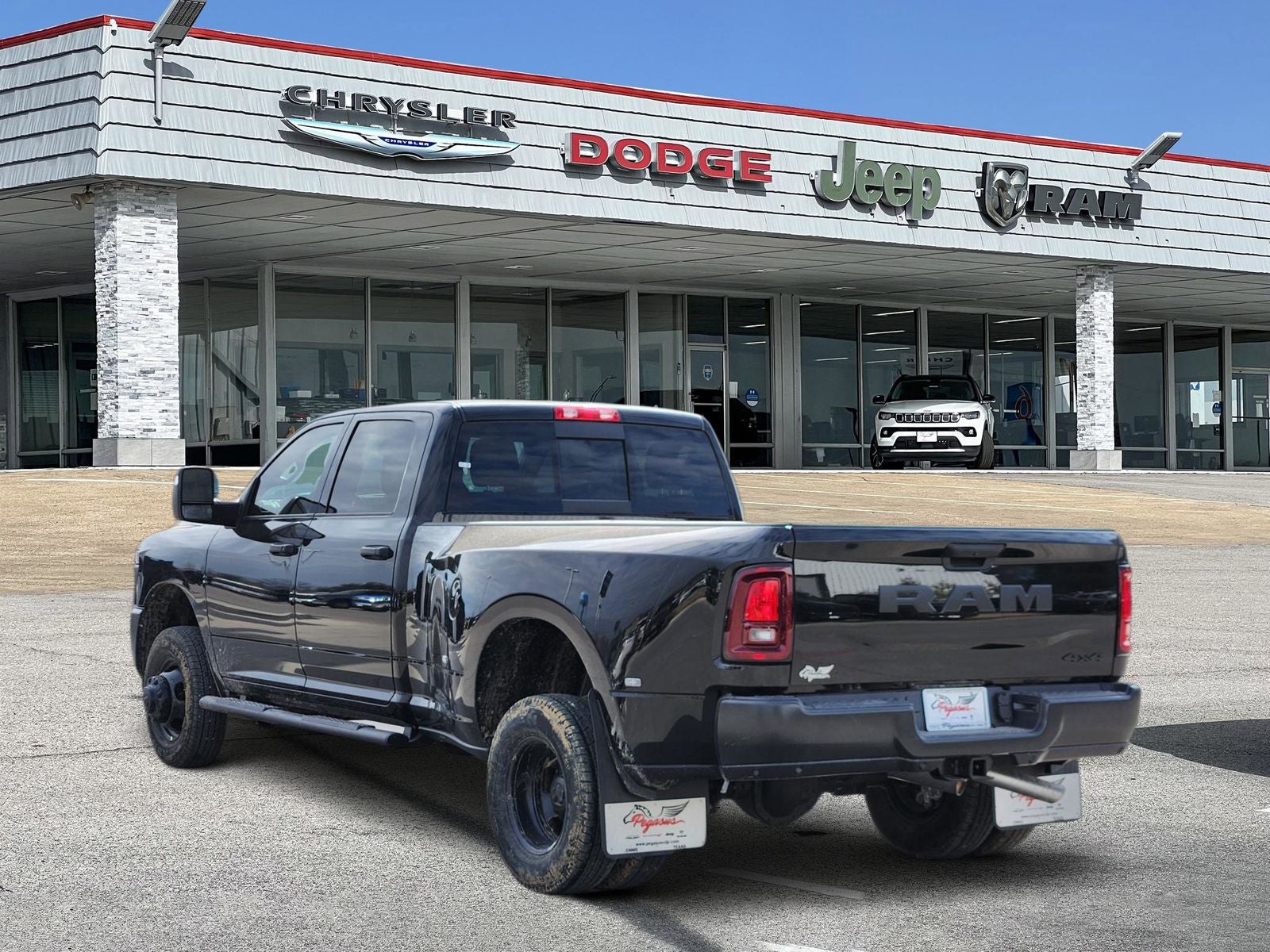 2026 RAM Ram 3500 RAM 3500 TRADESMAN CREW CAB 4X4 8' BOX