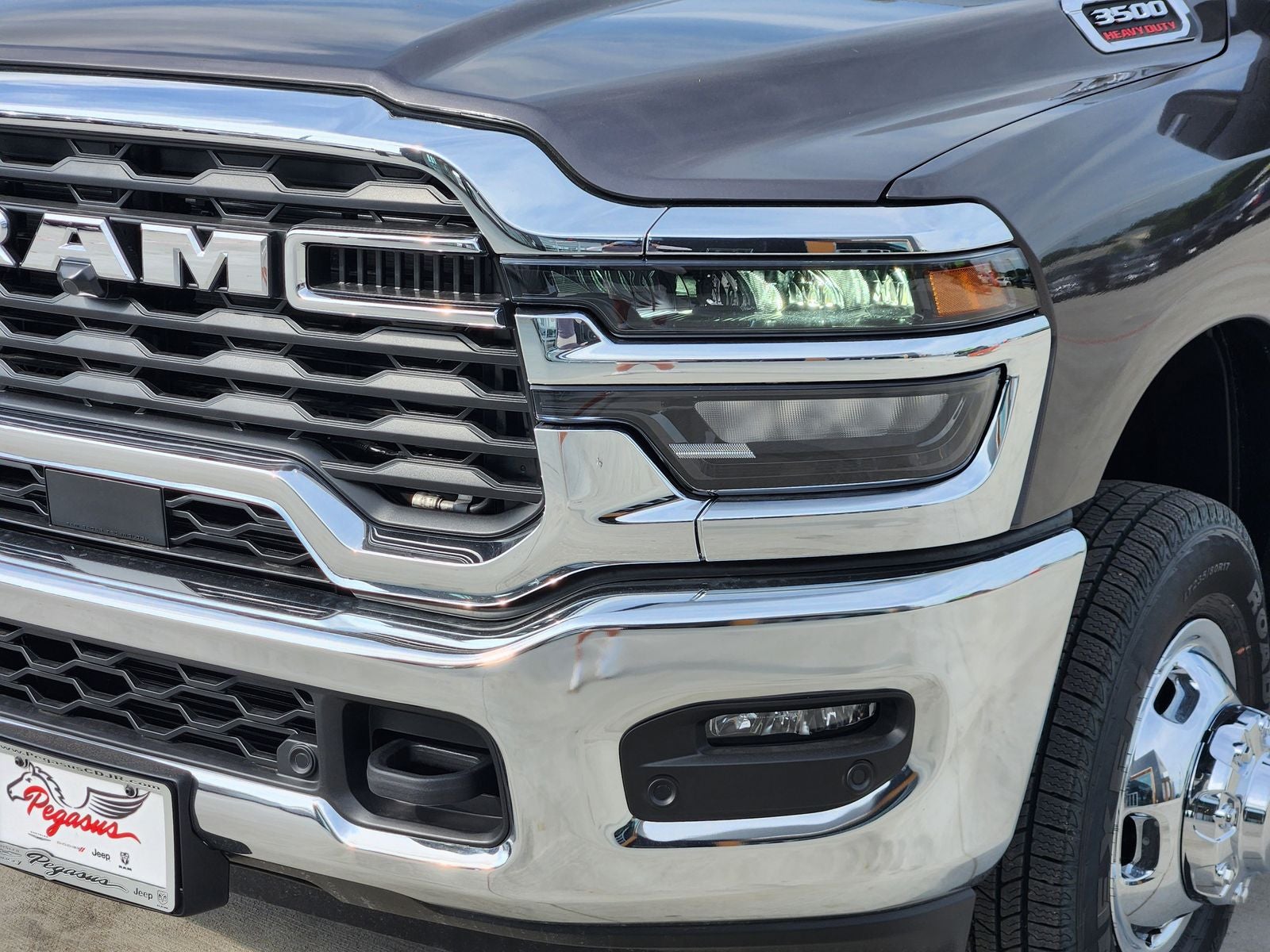 2026 RAM Ram 3500 RAM 3500 TRADESMAN CREW CAB 4X4 8' BOX