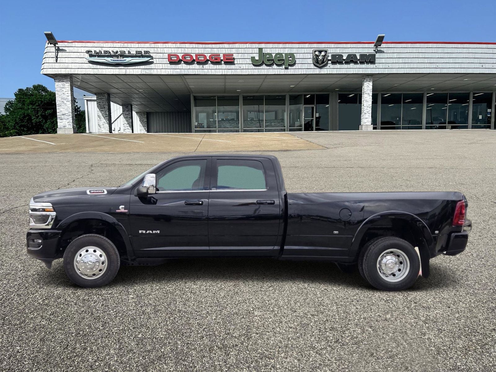2026 RAM Ram 3500 RAM 3500 LIMITED LONGHORN CREW CAB 4X4 8' BOX