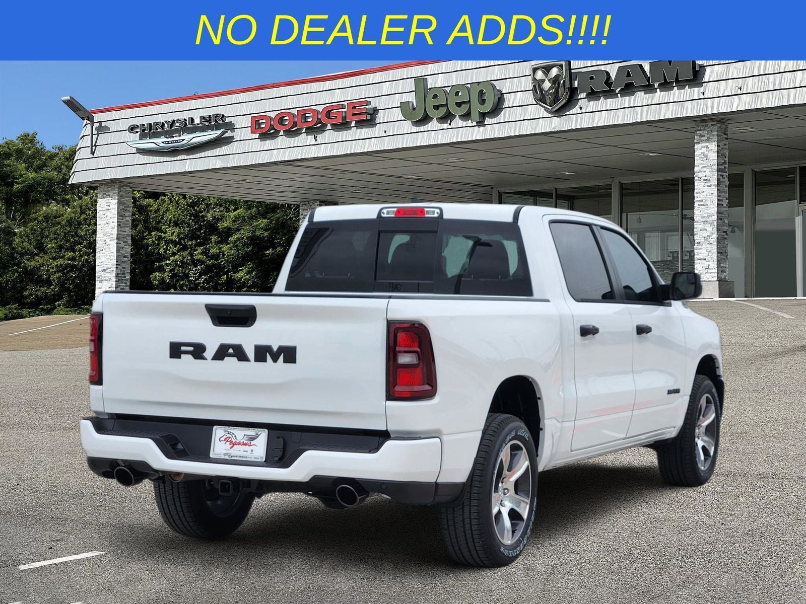 2026 RAM Ram 1500 RAM 1500 EXPRESS CREW CAB 4X2 5'7' BOX