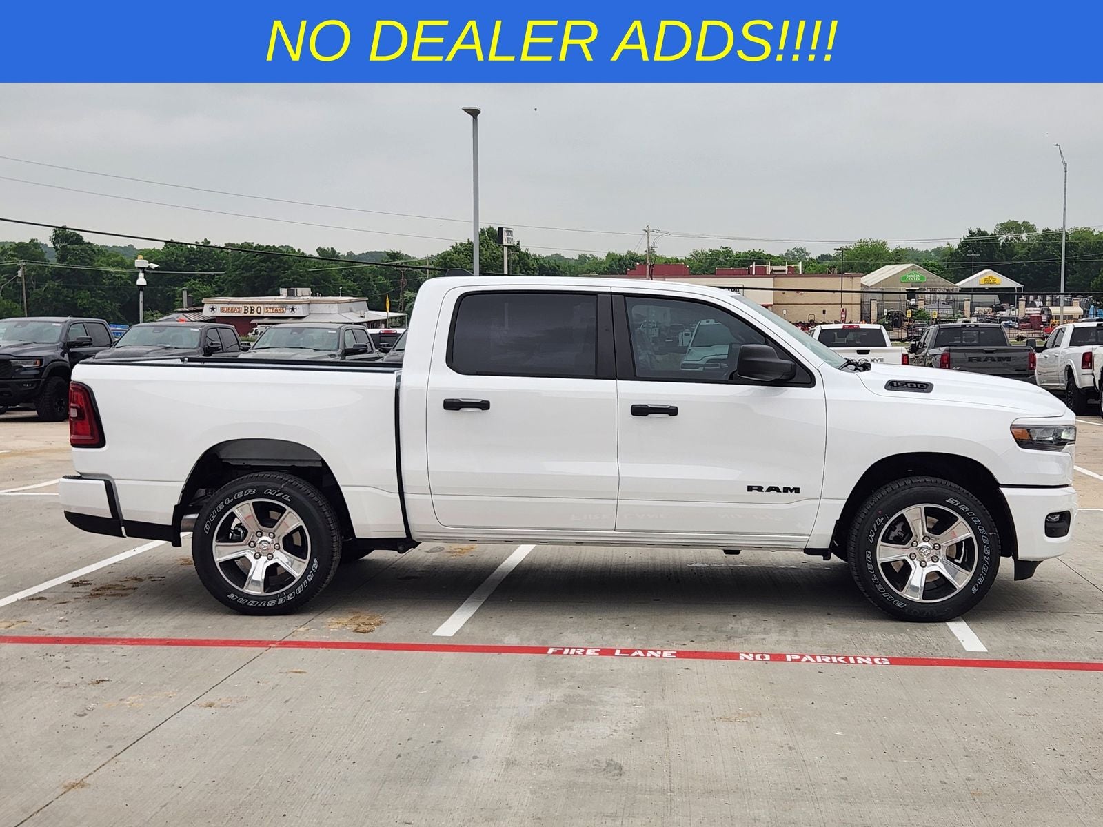 2026 RAM Ram 1500 RAM 1500 EXPRESS CREW CAB 4X2 5'7' BOX