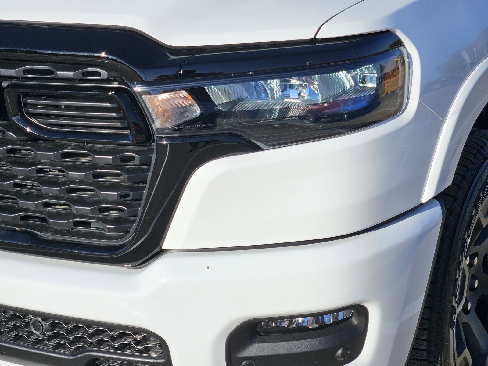 2026 RAM Ram 1500 RAM 1500 LONE STAR CREW CAB 4X4 5'7' BOX