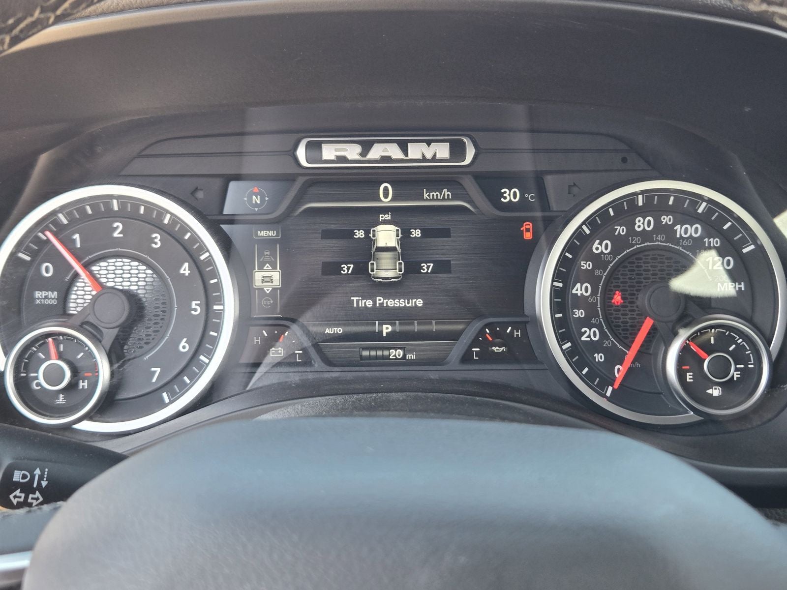 2026 RAM Ram 1500 RAM 1500 LONE STAR CREW CAB 4X4 5'7' BOX